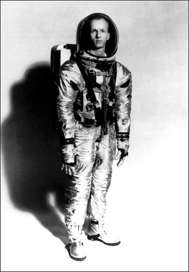 Apollo suit - 1965