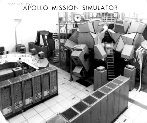 Apollo CM simulator